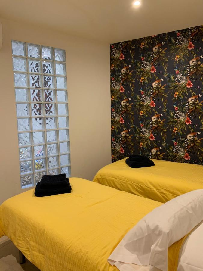 Hostal Casa Michaels Mora d'Ebre Eksteriør billede